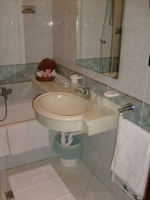 Hotel Motel Flower โนวีลิกูเร ภายนอก รูปภาพ