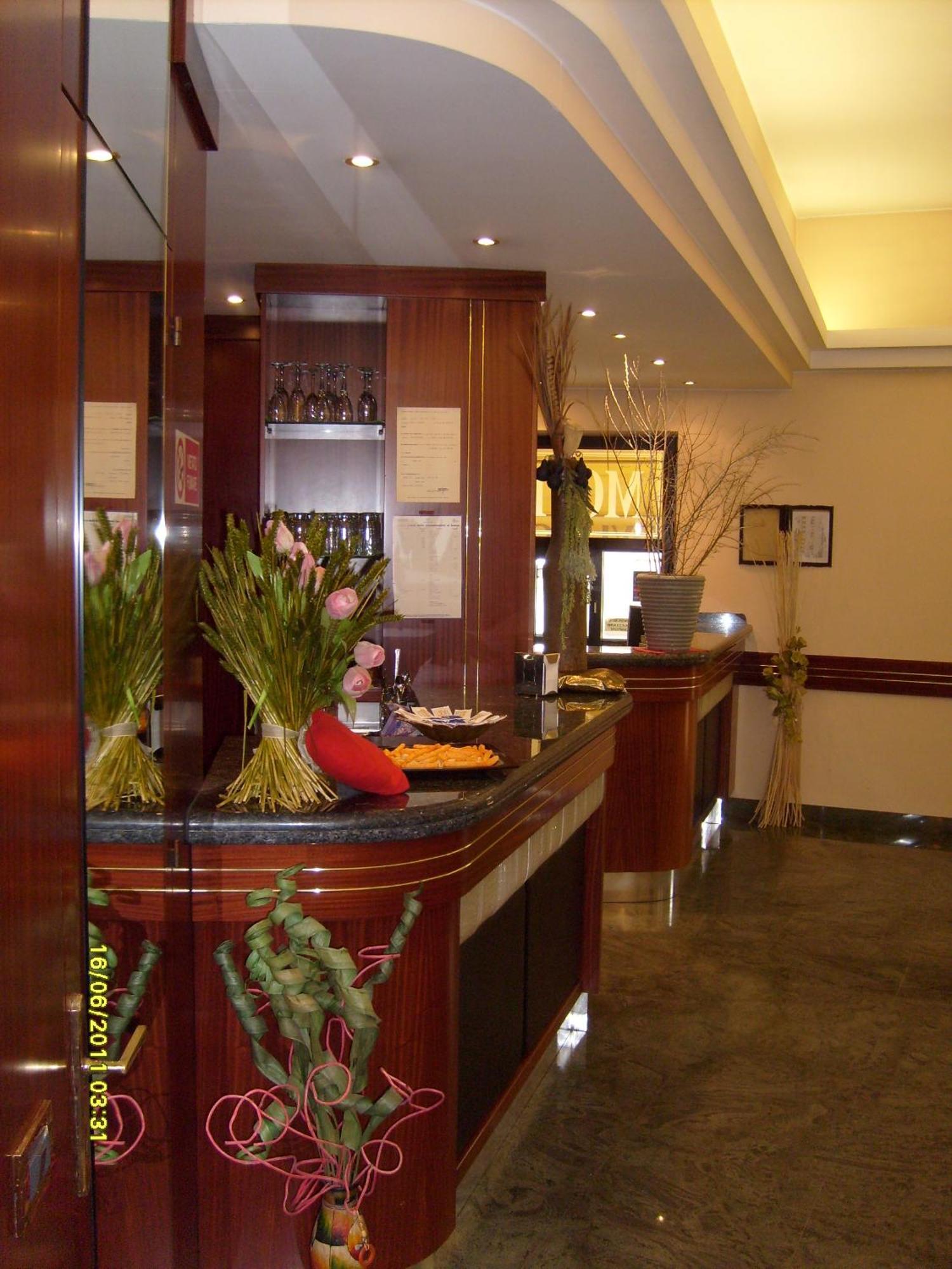 Hotel Motel Flower โนวีลิกูเร ภายนอก รูปภาพ