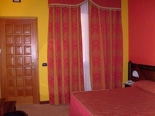 Hotel Motel Flower โนวีลิกูเร ภายนอก รูปภาพ